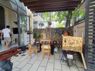 Bán nhà 2 tầng  thiết kế cổ điển  122m2  ô tô đỗ tận cửa  hơn 8 tỷ  rẻ nhất khu vực  hiếm