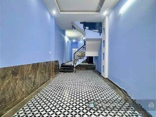 Nhà 2 tầng kiên cố, cách nguyển tuyển 100m, hơn 5 tỷ  sở hữu ngay nhà quận 2.