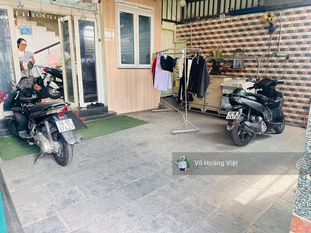 Nhà mặt tiền đường số  4 tầng  xe tải vivu  ô tô ngủ trong nhà  chỉ 8.1 tỷ(tlt).