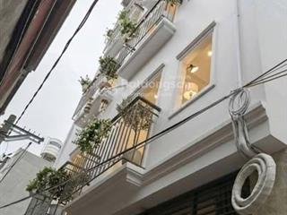 Hơn 6 tỷ  giữ tiền bằng nhà, sinh lời bằng vị trí   32m² x 4,5 tầng  dáng nhà gọn gàng