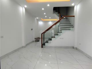 Nhà yên nghĩa cách bến xe chỉ vài trăm mét nhà đẹp full điều hòa, giá chỉ 6,8 tỷ 0978 547 ***