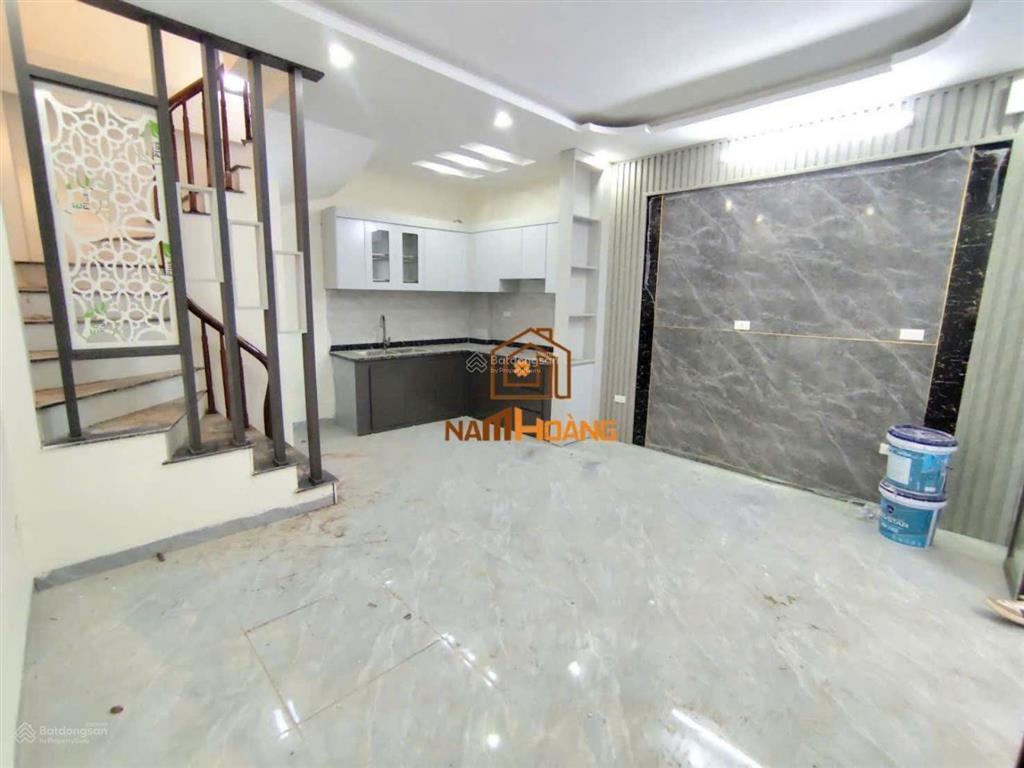 Nhà đẹp không hiếm, nhà đáng tiền mới hiếm, ô tô đỗ cửa, sổ sẵn, giá chỉ hơn 3 tỷ!