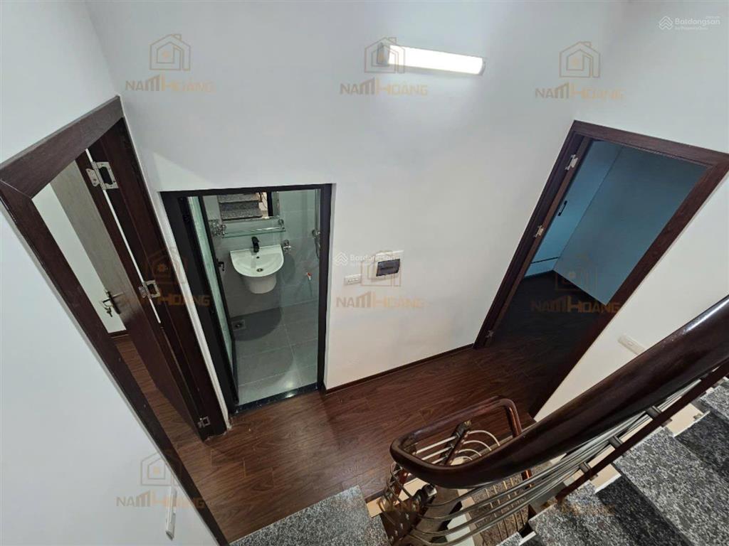 Trung tâm phố xốm, 34m2 x 4 tầng full nội thất cách mặt ngõ ô tô thông 10m ra phố