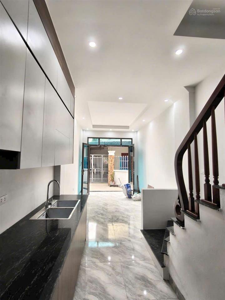 Phụng châu có gì mà giá êm thế này? nhà mới 100% 30m2 4 tầng đường rộng ô tô tránh 0978 547 ***