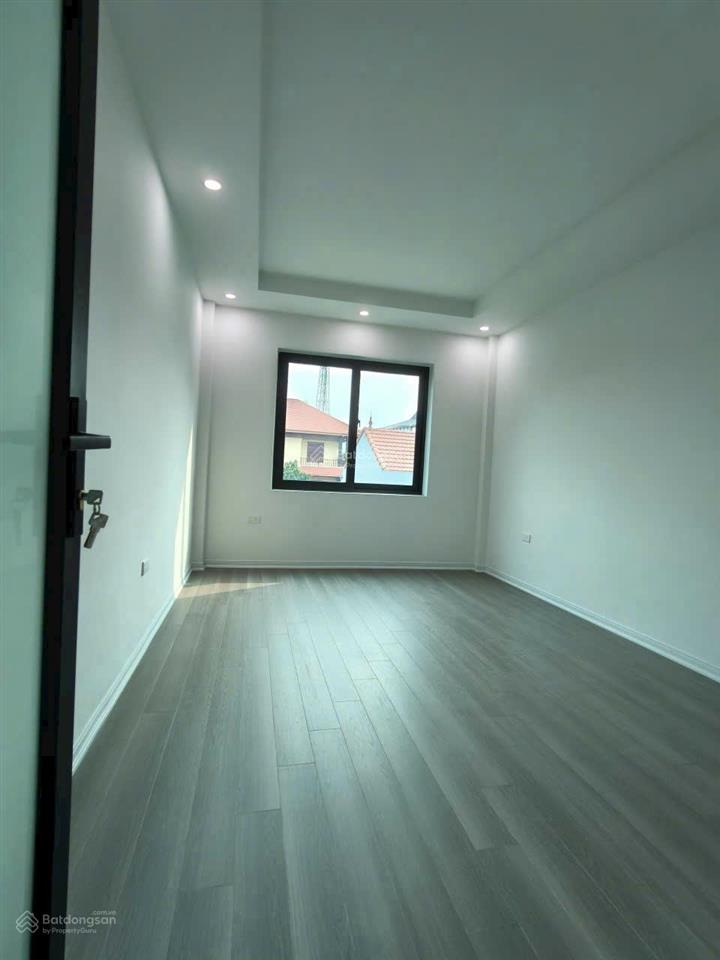Phụng châu có gì mà giá êm thế này? nhà mới 100% 30m2 4 tầng đường rộng ô tô tránh 0978 547 ***