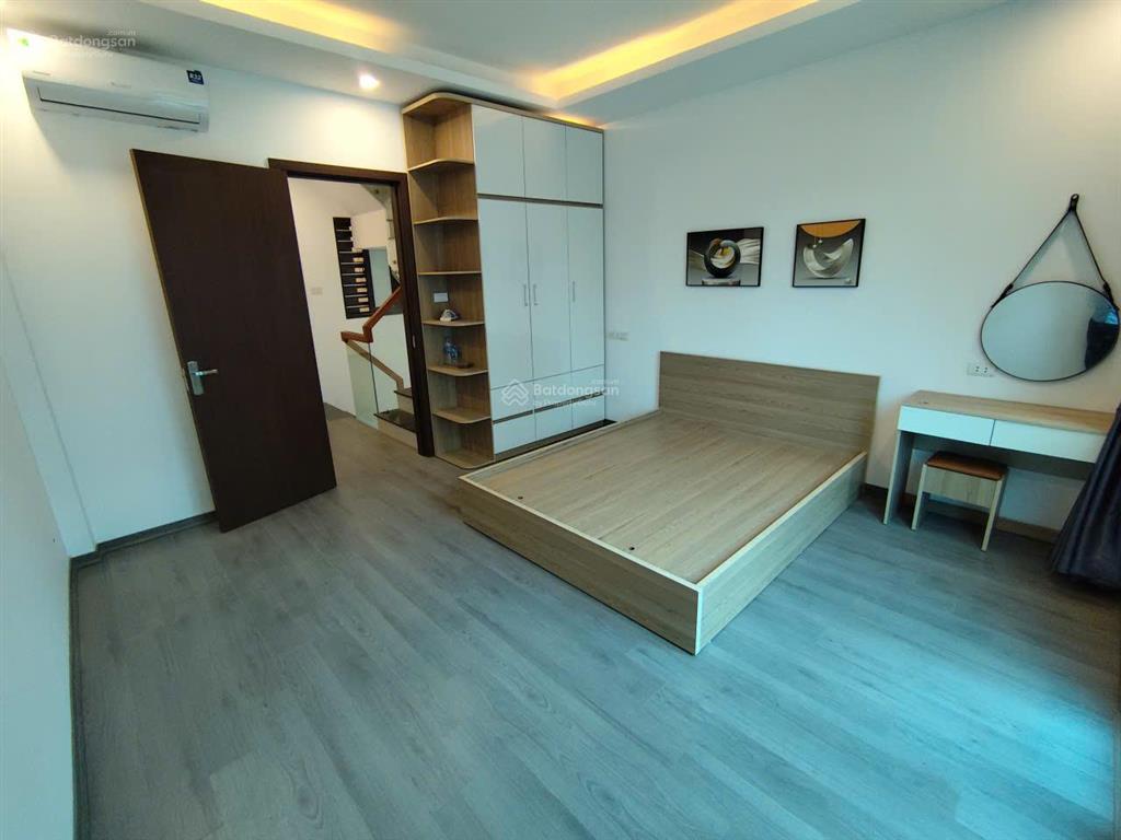 Nhà yên nghĩa cách bến xe chỉ vài trăm mét nhà đẹp full điều hòa, giá chỉ 6,9 tỷ 0978 547 ***