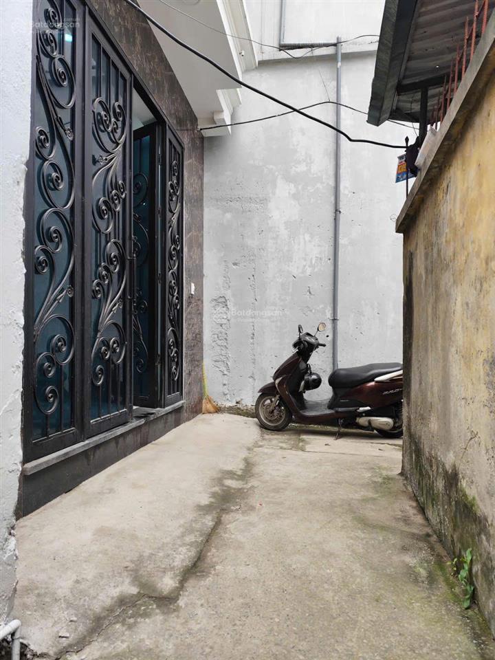 Nhà yên nghĩa cách bến xe chỉ vài trăm mét nhà đẹp full điều hòa, giá chỉ 6,9 tỷ 0978 547 ***