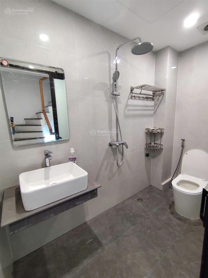 Nhà yên nghĩa cách bến xe chỉ vài trăm mét nhà đẹp full điều hòa, giá chỉ 6,9 tỷ 0978 547 ***