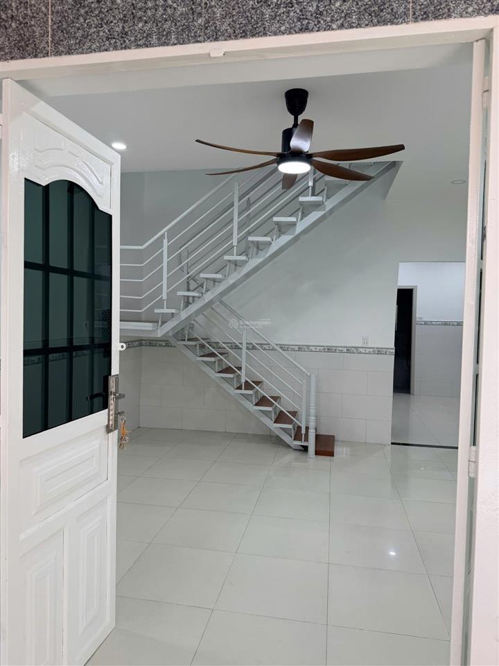 Bán nhà sổ hồng chính chủ  197/14 ql13 cũ  hẻm 5m  dt 6x14m