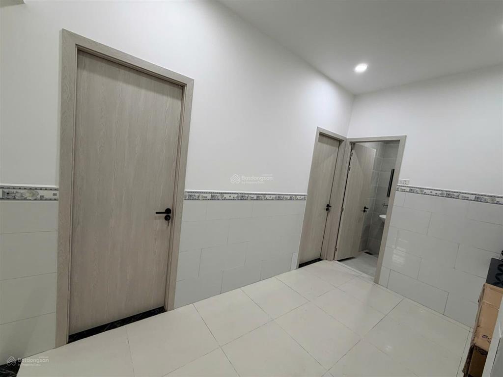 Bán nhà sổ hồng chính chủ  197/14 ql13 cũ  hẻm 5m  dt 6x14m