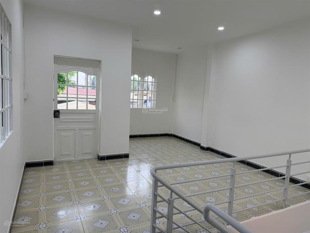 Bán nhà sổ hồng chính chủ  197/14 ql13 cũ  hẻm 5m  dt 6x14m