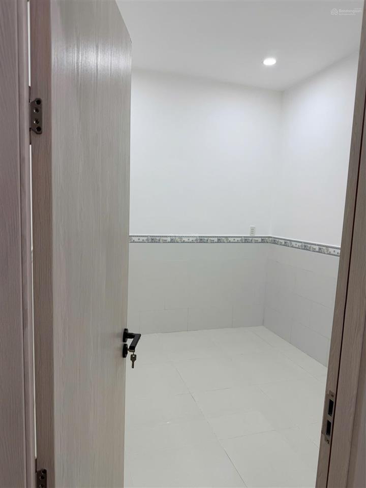 Bán nhà sổ hồng chính chủ  197/14 ql13 cũ  hẻm 5m  dt 6x14m
