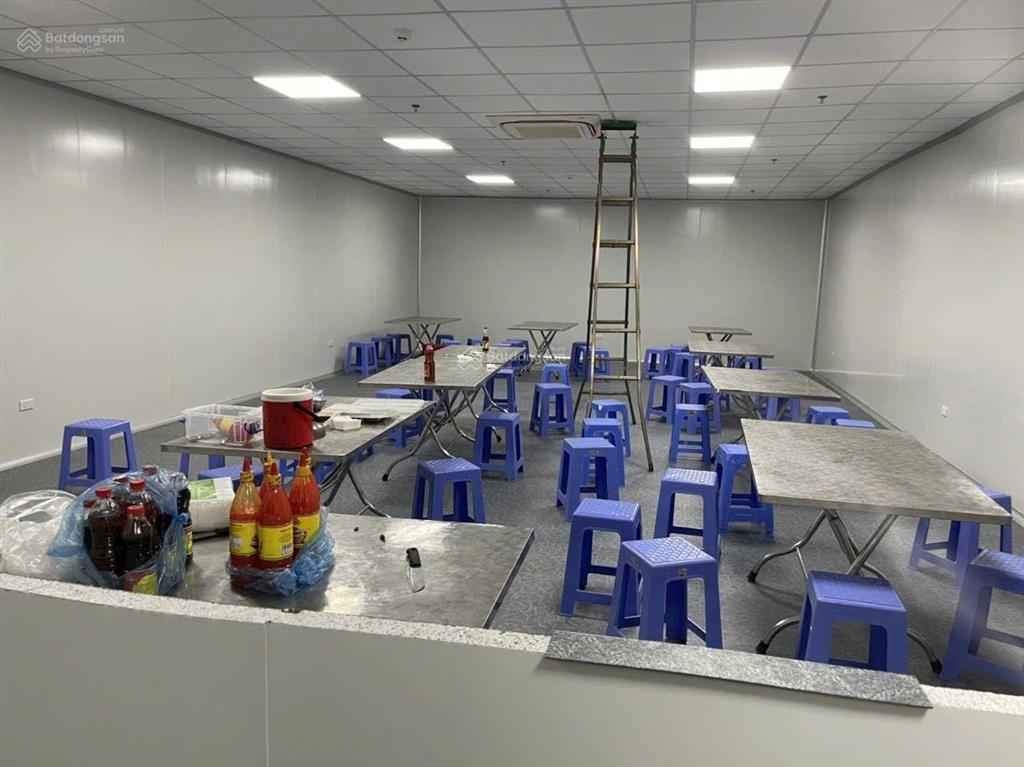 Cho thuê 1300m2 nhà xưởng trong kcn bá thiện, pháp lý đầy đủ 0986 164 ***