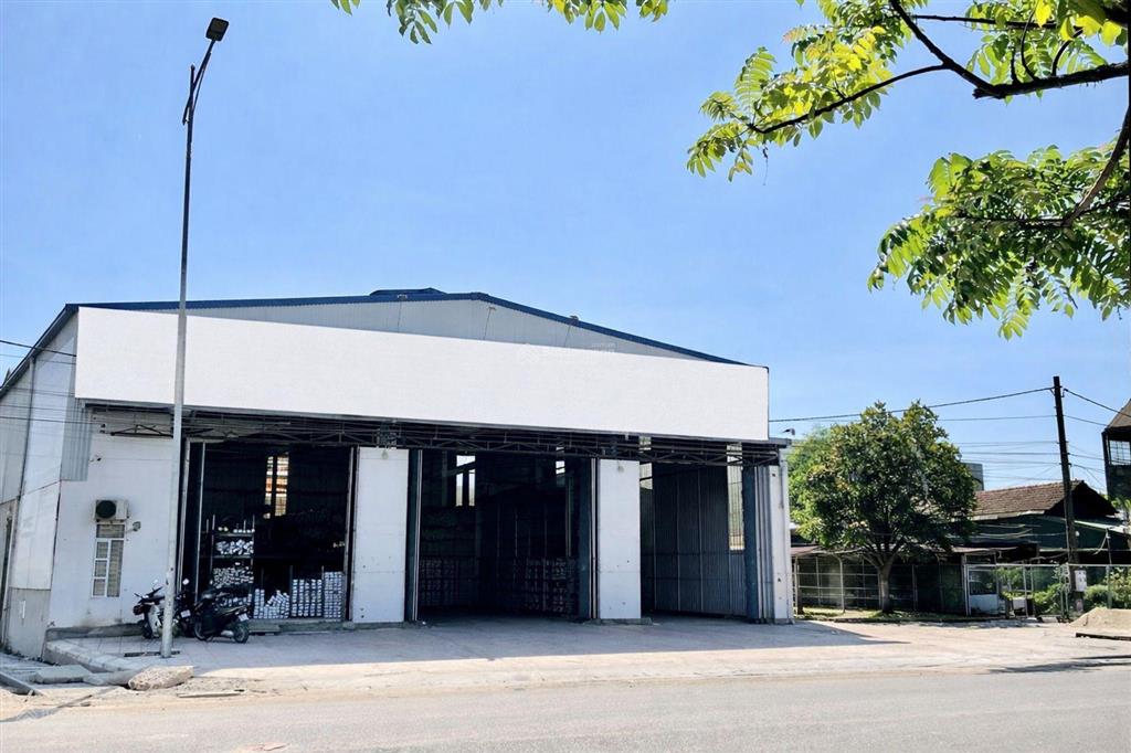 Bán 450m2 đất kèm nhà xưởng mặt đường kinh doanh siêu đẹp, bìa đỏ giao dịch ngay 0986 164 ***