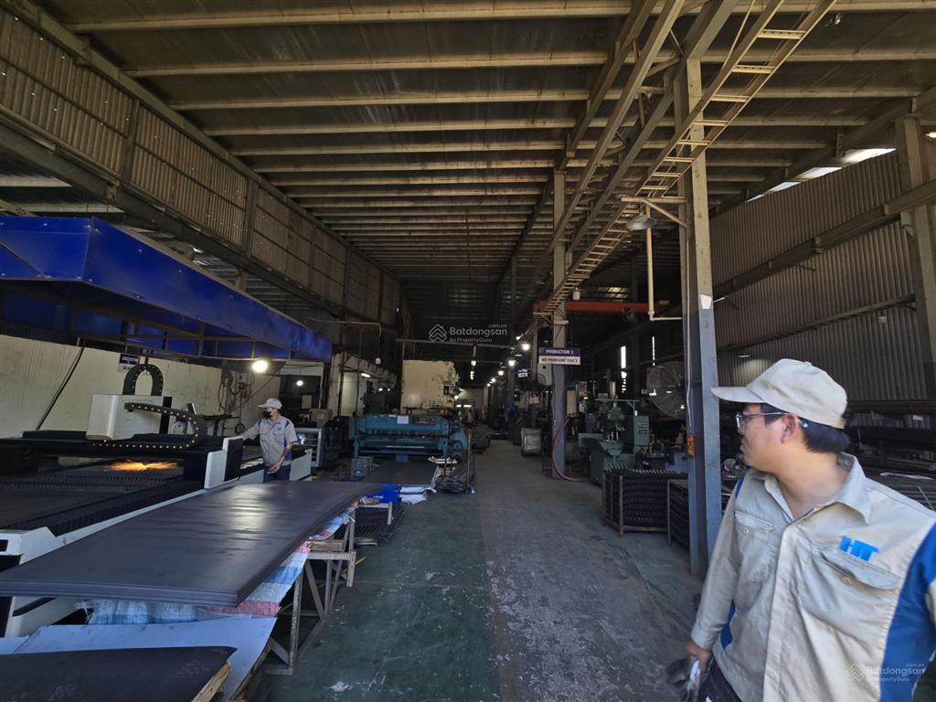 Cho thuê 7000m2 nhà xưởng trong kcn bình xuyên giá 80nghìn/m2 pccc tự động nghiệp thu 0986 164 ***