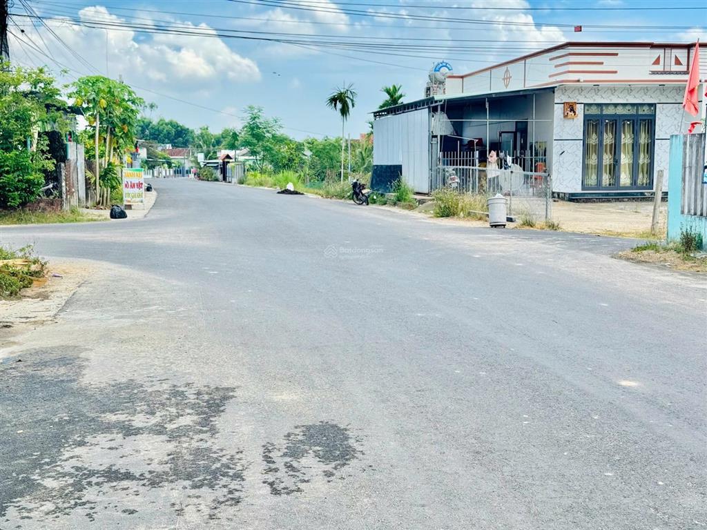 Bán nhanh lô góc 3 mặt tiền đường nhựa 10m5 xuân phú quế sơn chỉ 1ty0xx