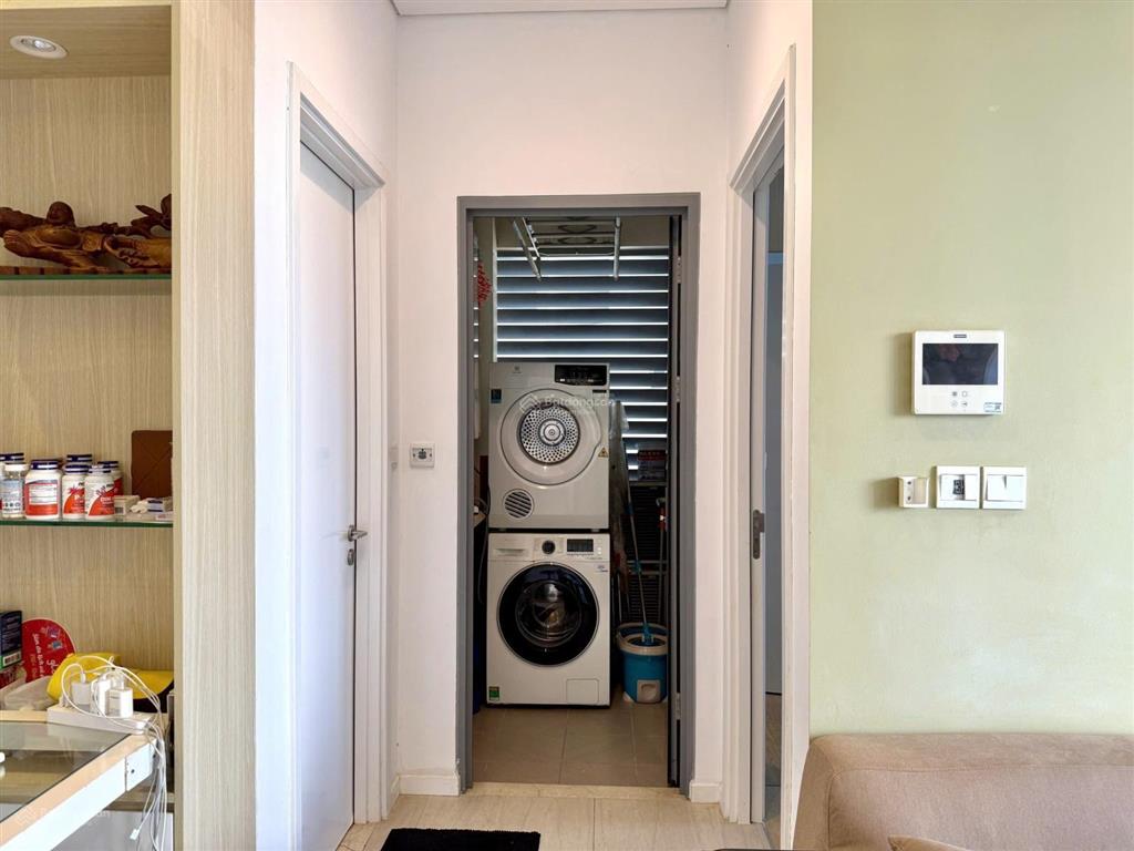 Bán gấp cc diamond island, 6,8 tỷ, 52m2, 1pn, 1wc, full nội thất