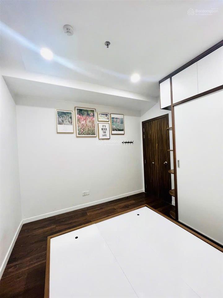 Chính chủ bán căn hộ 3pn 109.3m2 tầng 21, view thoáng mát