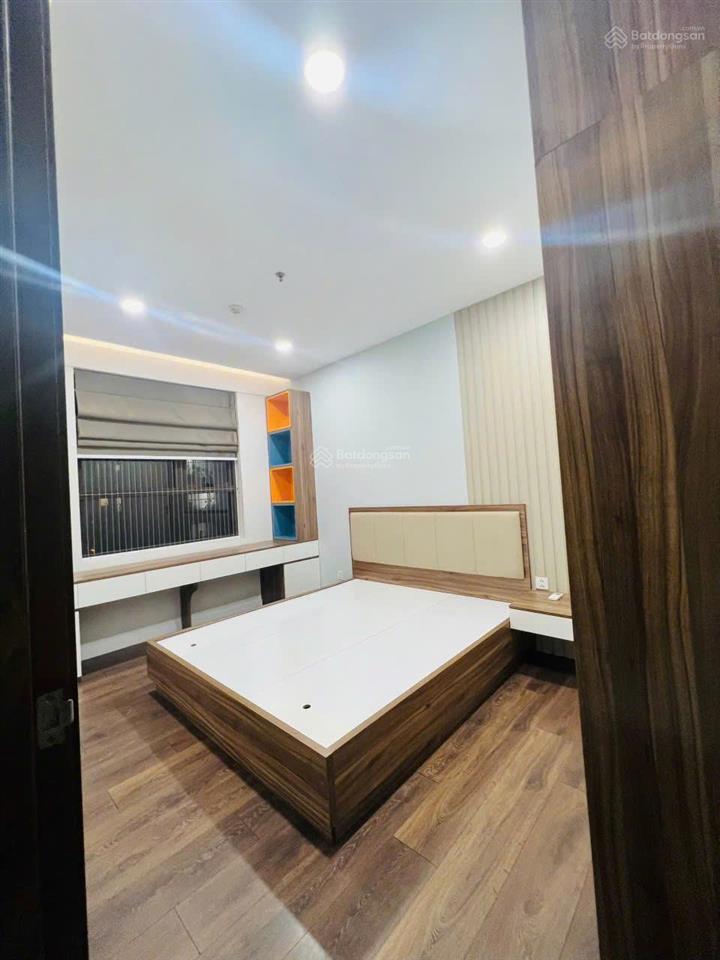 Chính chủ bán căn hộ 3pn 109.3m2 tầng 21, view thoáng mát