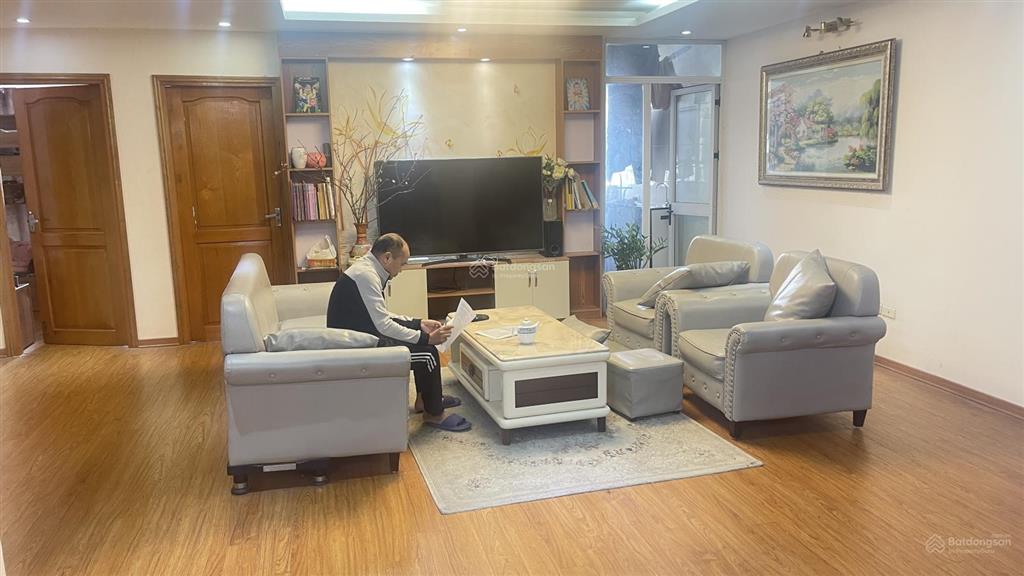 Chung cư flc landmark 5 lê đức thọ 60tr/m. 3 ngủ 2 vs. sổ đỏ 124m2 chủ rất thiện trí