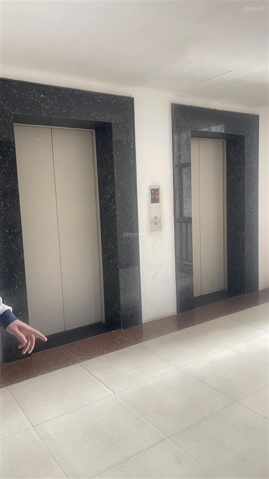 Chung cư flc landmark 5 lê đức thọ 60tr/m. 3 ngủ 2 vs. sổ đỏ 124m2 chủ rất thiện trí