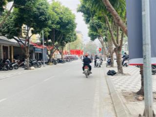 Đất phú thượng, tây hồ ô tô vào đất. gần trường học, noble crystal tây hồ, 20m ra mặt phố 250tr/m