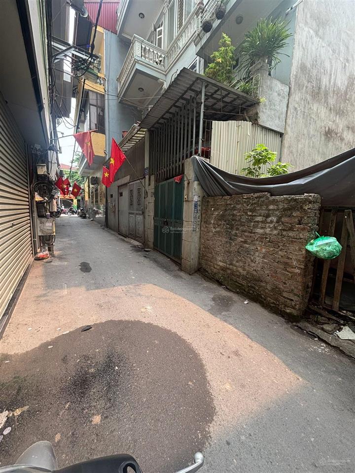 Bán đất ngõ 133 xuân đỉnh cách 15m ra mặt phố, ô tô vào đất, sổ vuông vắn xây nhà ở hay ccmn hợp lý