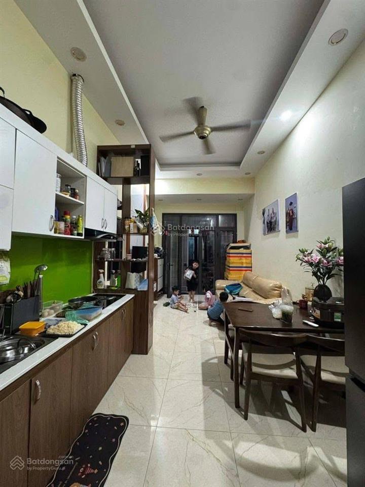 Bán nhà ngõ 219 trần cung rất gần phố, ô tô đỗ cửa khách ở hoặc giữ tiền hợp lý 30m2. 10,75 tỷ