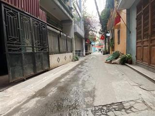 Nhà mặt ngõ 323 thuỵ phương, bắc từ liêm, 8,45 tỷ 37m2 trước nhà ô tô tránh nhau gần hồ điều hoà