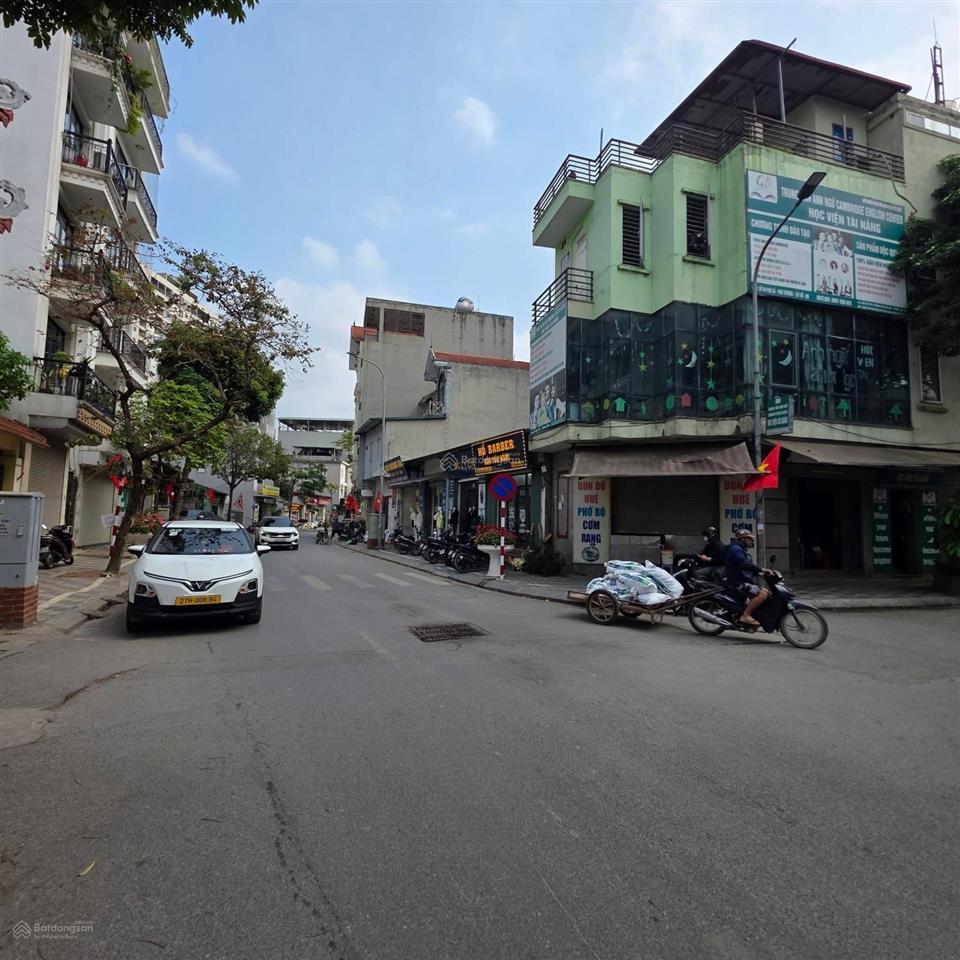 Bán đất mặt phố phú xá, phú thượng lô góc mặt tiền rộng vỉa hè ô tô tránh qh ổn định 197m2. 68,6 tỷ