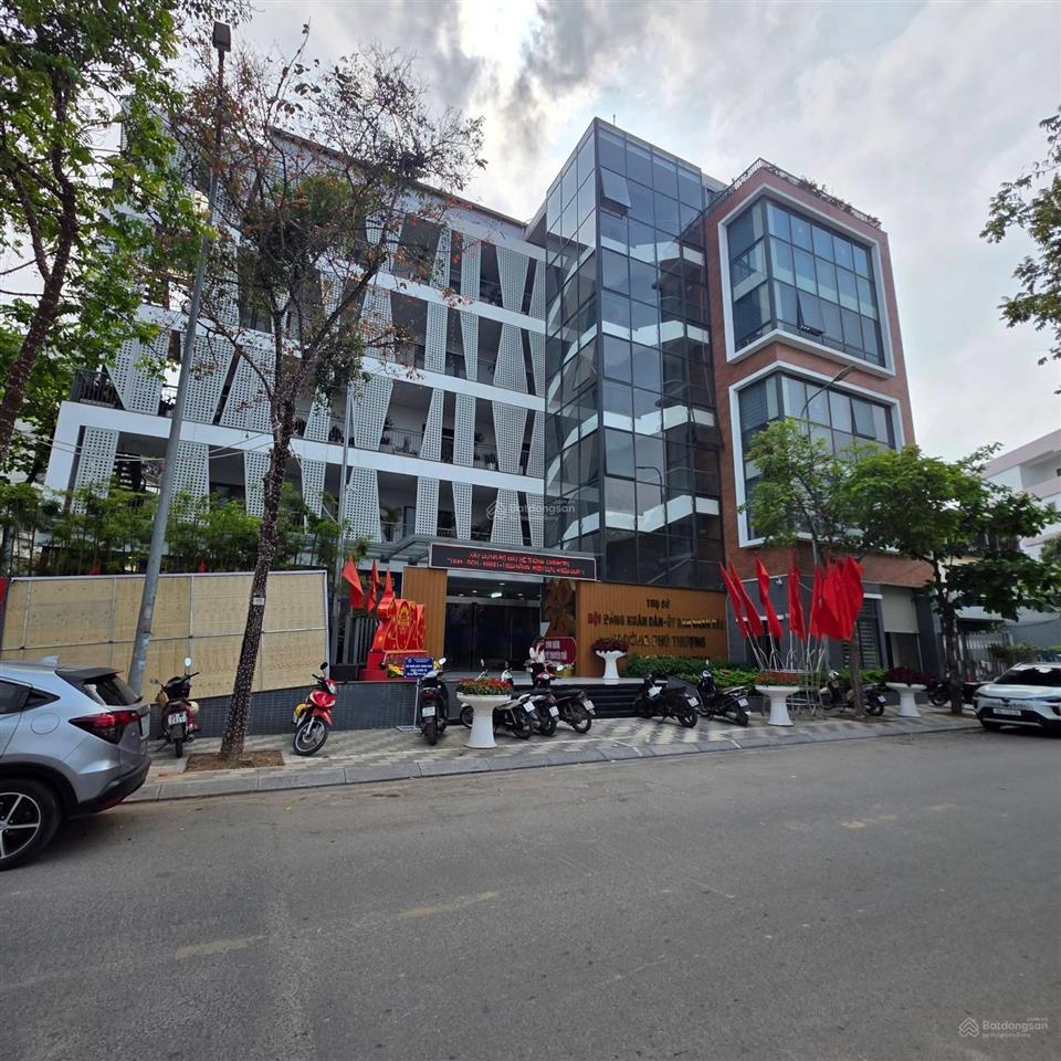 Bán đất mặt phố phú xá, phú thượng lô góc mặt tiền rộng vỉa hè ô tô tránh qh ổn định 197m2. 68,6 tỷ