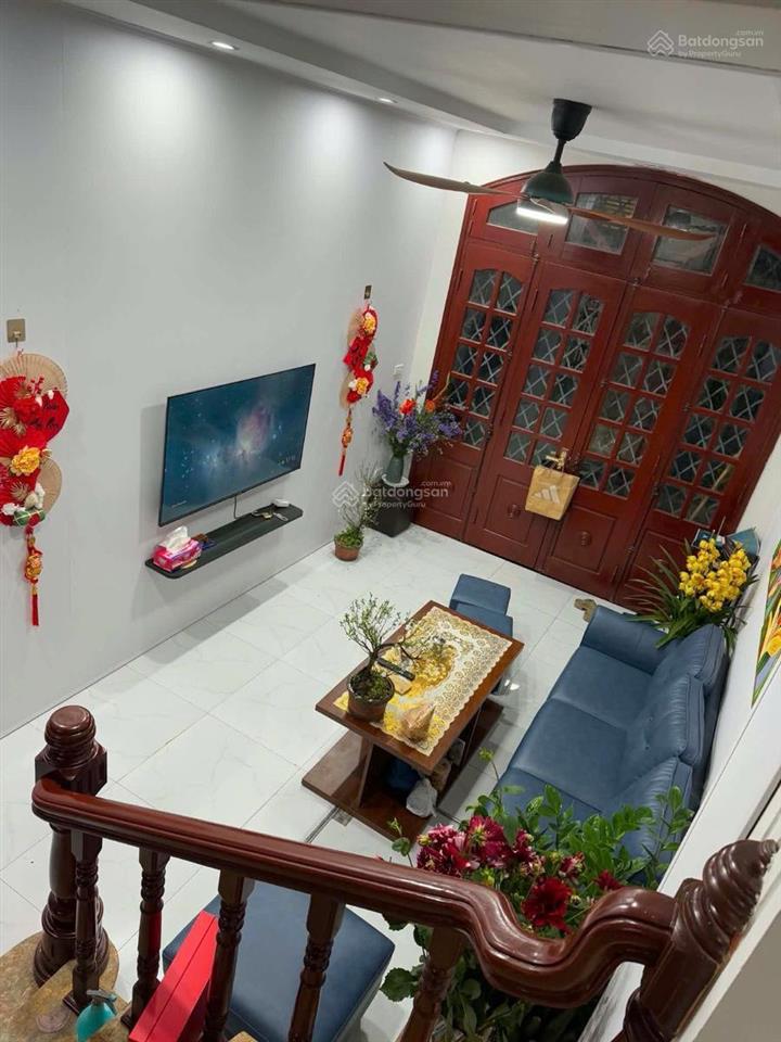 Bán nhà đào tấn ba đình 10,6 tỷ mặt ngõ cực gần phố, nhà dân 36m2. mt 3,2m. 3 tầng. 3 ngủ