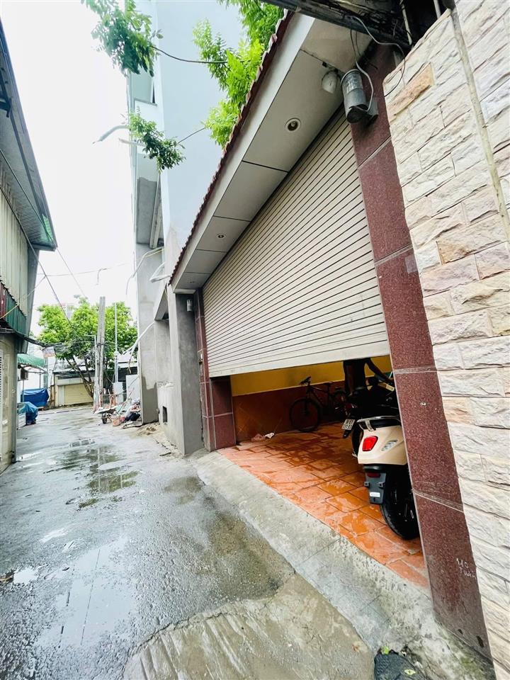 Bán nhà phú thượng, tây hồ 82m2 gần trường học các cấp. ngõ thông, ô tô vào nhà. 1 nhà ra phố 25 tỷ