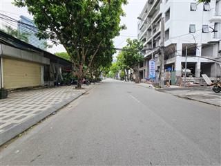 Bán nhà phú thượng, tây hồ 82m2 gần trường học các cấp. ngõ thông, ô tô vào nhà. 1 nhà ra phố 25 tỷ