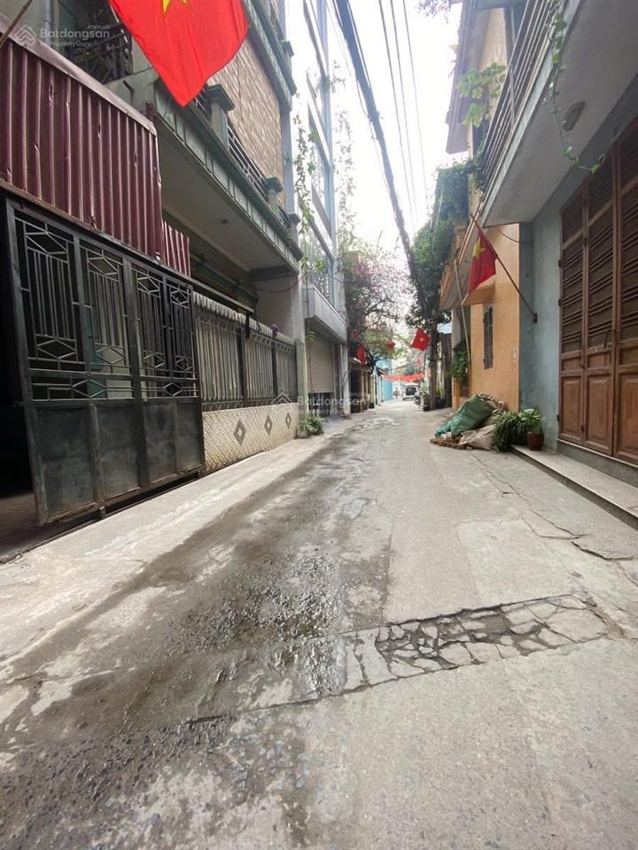 Nhà mặt ngõ 323 thuỵ phương, bắc từ liêm, 7,9 tỷ 37m2 trước nhà ô tô tránh nhau gần hồ điều hoà