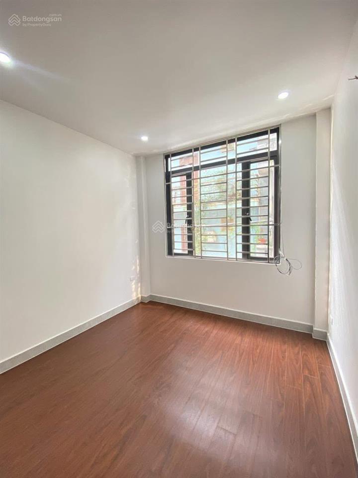 Nhà mặt ngõ 323 thuỵ phương, bắc từ liêm, 7,9 tỷ 37m2 trước nhà ô tô tránh nhau gần hồ điều hoà