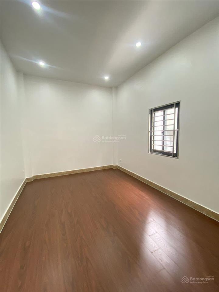 Nhà mặt ngõ 323 thuỵ phương, bắc từ liêm, 7,9 tỷ 37m2 trước nhà ô tô tránh nhau gần hồ điều hoà
