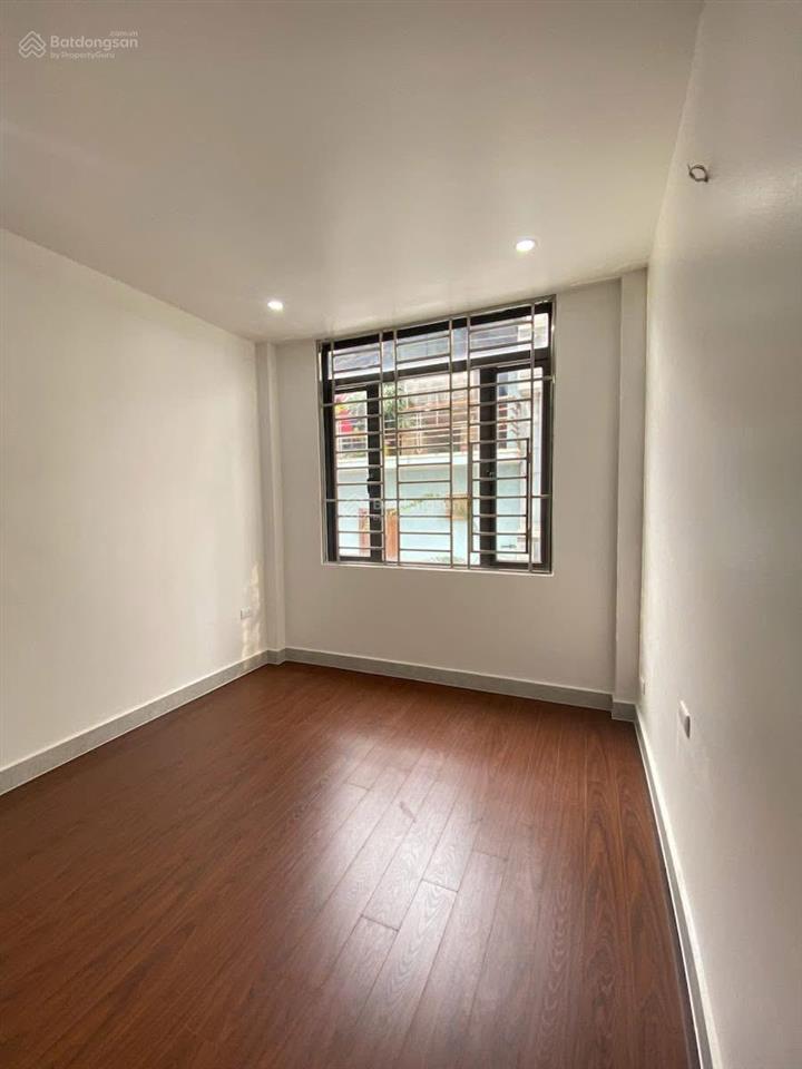 Nhà mặt ngõ 323 thuỵ phương, bắc từ liêm, 7,9 tỷ 37m2 trước nhà ô tô tránh nhau gần hồ điều hoà