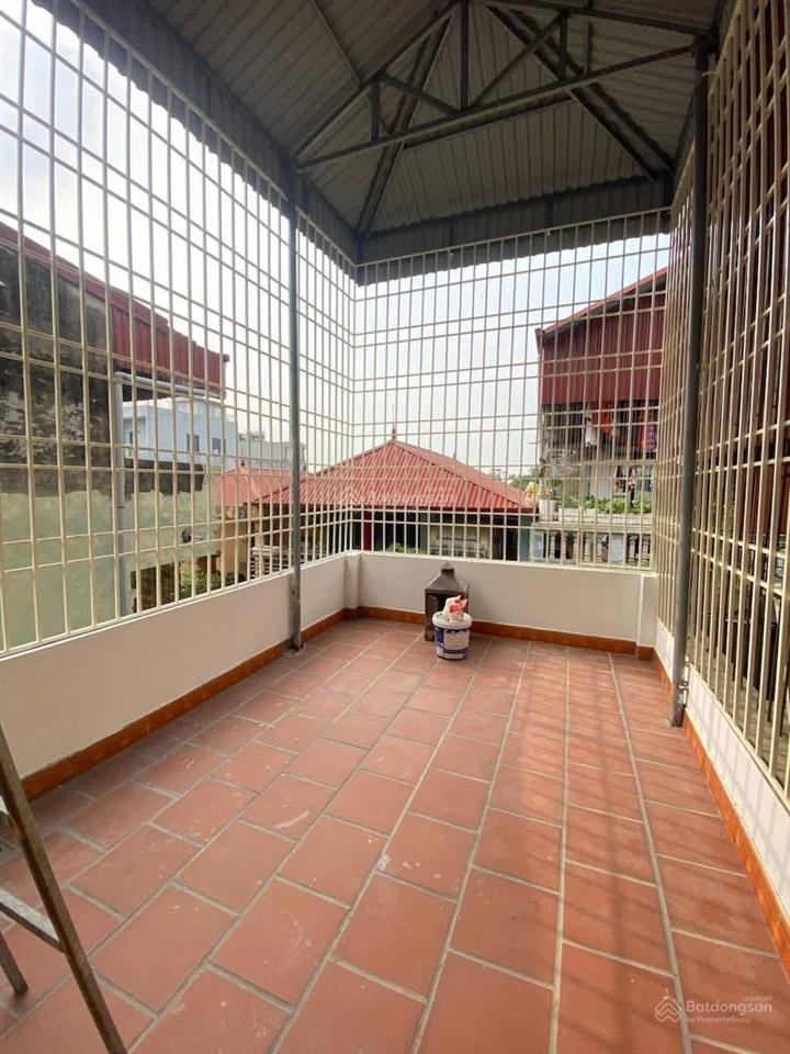 Nhà mặt ngõ 323 thuỵ phương, bắc từ liêm, 7,9 tỷ 37m2 trước nhà ô tô tránh nhau gần hồ điều hoà