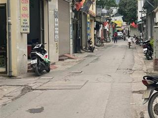 Nhà phú thượng tây hồ ô tô qua nhà. 11 pkk, thang máy 63m2 gần trường học các cấp. 1 nhà ra mặt phố