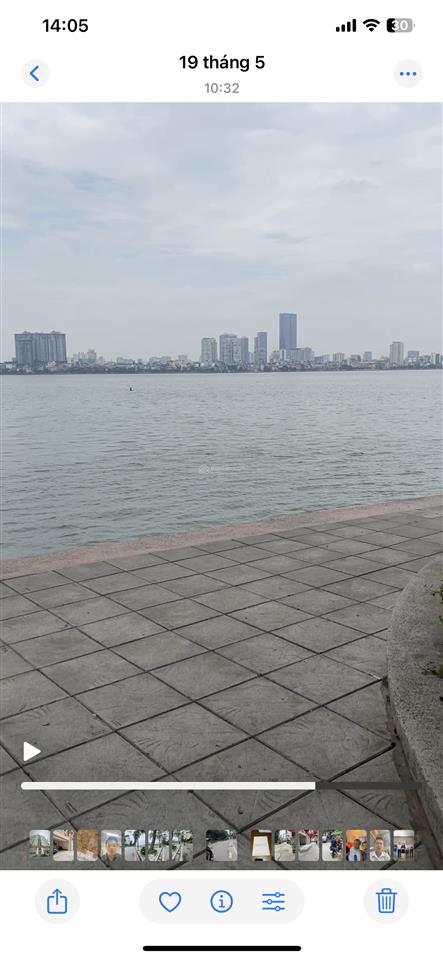 Nhà mặt hồ tây, quảng an, tây hồ. 2 mặt trước sau, hàng xóm đẳng cấp nhiều màu da. 125,6m2. 180 tỷ