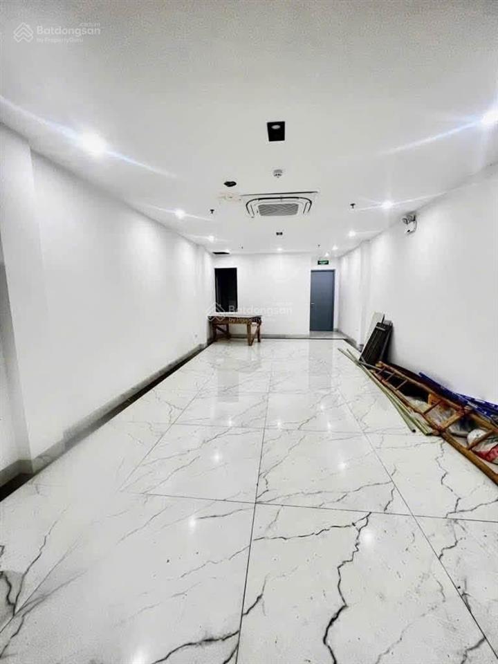 Toà văn phòng kinh doanh phạm văn đồng ngõ 397 sầm uất, vỉa hè, thang máy, thông ô tô 99m2. 8 tầng
