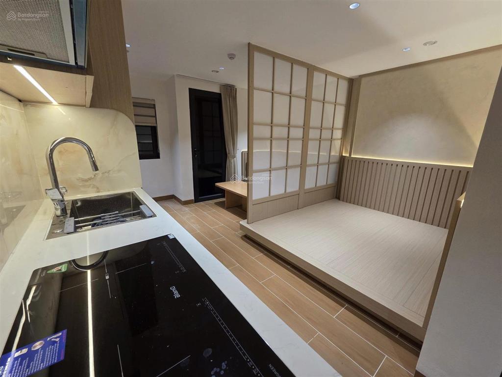 Khai trương ccmn ở nguyễn khánh toàn  1 ngủ 1 khách  full đồ, tivi, sofa  ban công  mới tinh