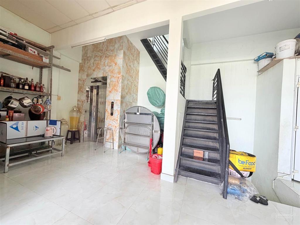 Bán nhà riêng tại sư vạn hạnh, 25 tỷ, 80m2, 6pn, 8wc, chính chủ, giá cực chất