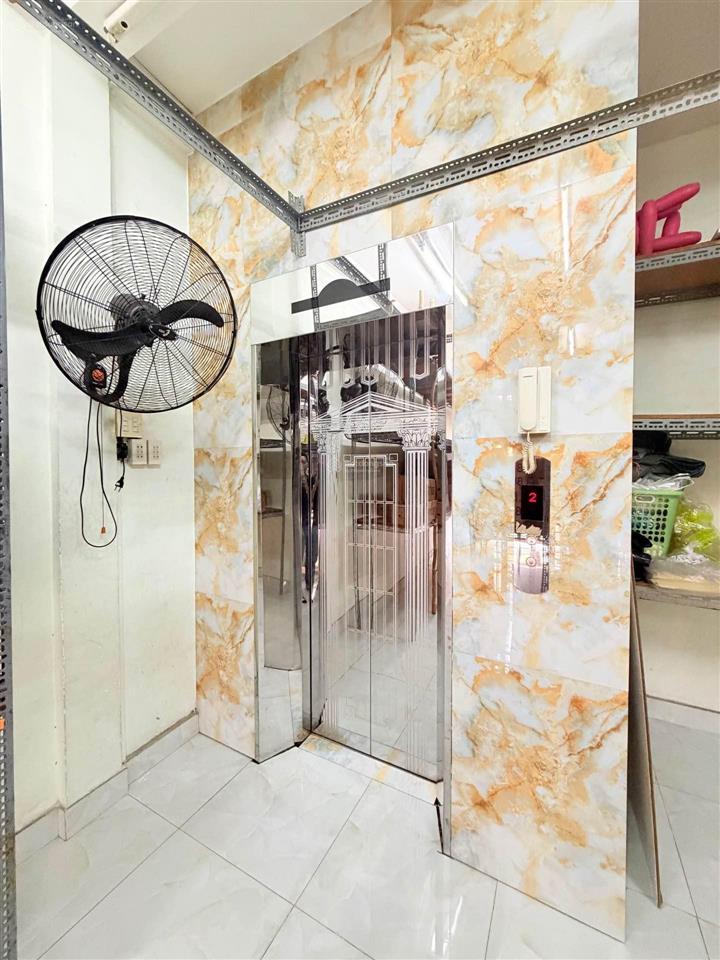 Bán nhà riêng tại sư vạn hạnh, 25 tỷ, 80m2, 6pn, 8wc, chính chủ, giá cực chất