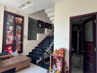 Mặt tiền bờ kênh 5 tầng btct 70m ngang 5m xây full chỉ hơn 16 tỷ