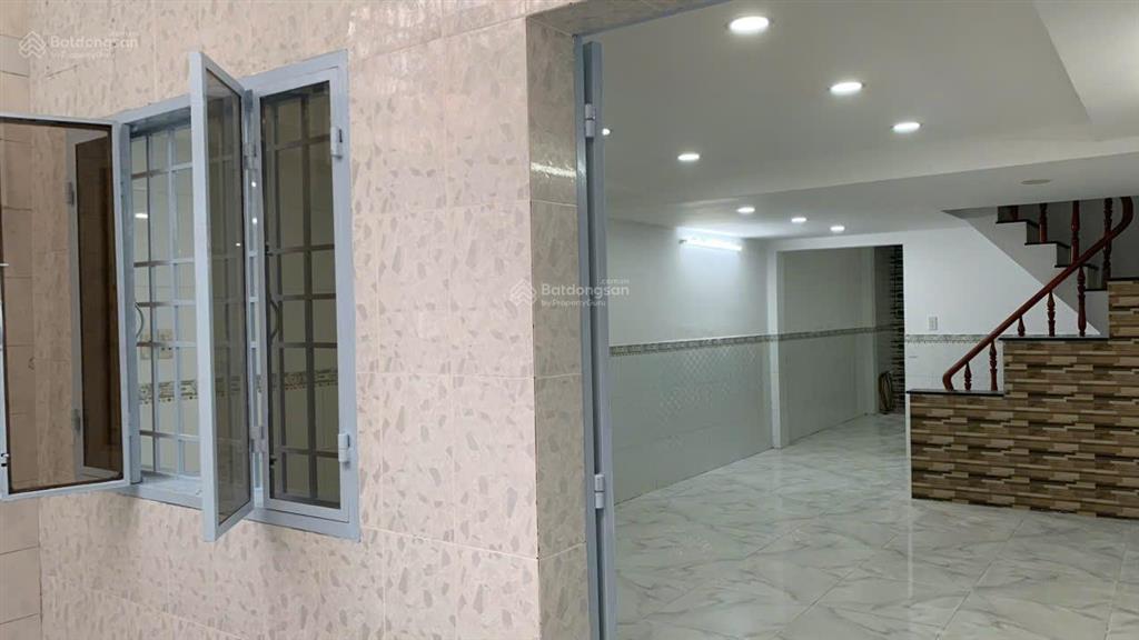 Cho thuê nhà nguyên căn  hẻm 127 lê thúc hoạch, phú thọ hòa, tân phú, hợp ở gia đình nhóm bạn