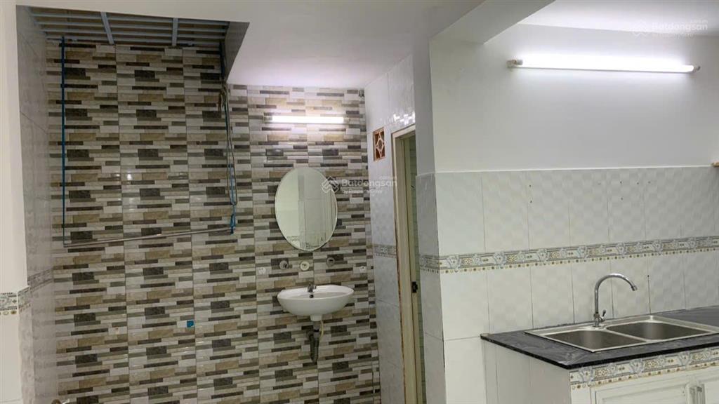 Cho thuê nhà nguyên căn  hẻm 127 lê thúc hoạch, phú thọ hòa, tân phú, hợp ở gia đình nhóm bạn