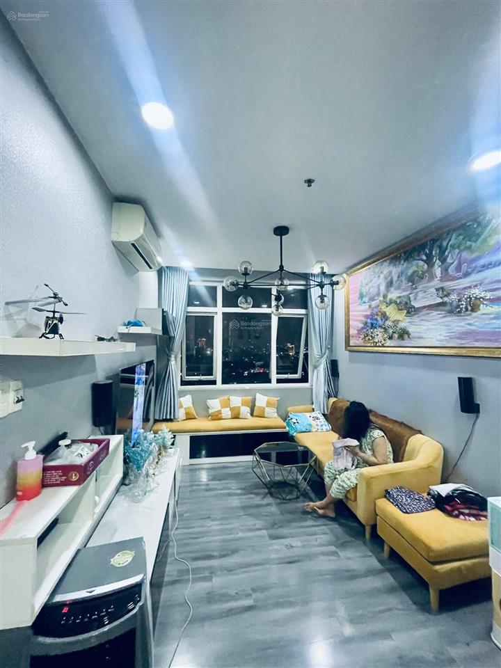 Cần bán căn hộ cao cấp saigon homes tầng trung view đẹp 2pn 2wc 70m2,có hồ bơi, siêu thị....