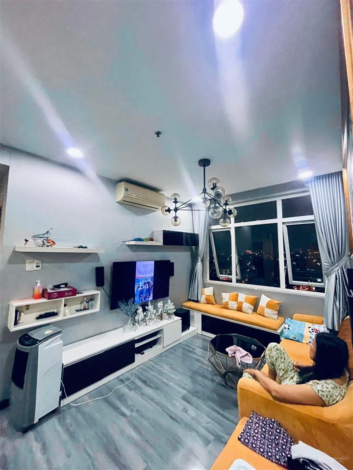 Cần bán căn hộ cao cấp saigon homes tầng trung view đẹp 2pn 2wc 70m2,có hồ bơi, siêu thị....